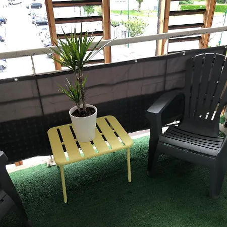 100 M Gare - 4 Places Avec Balcon 10mn Sanctuaire Apartamento