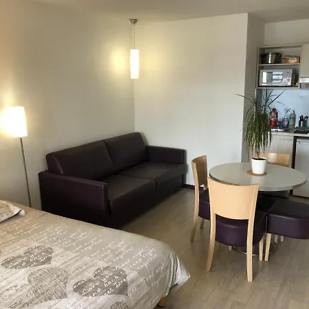 Apartamento 100 M Gare - 4 Places Avec Balcon 10mn Sanctuaire