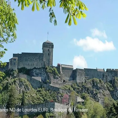 Διαμέρισμα 100 M Gare - 4 Places Avec Balcon 10mn Sanctuaire *