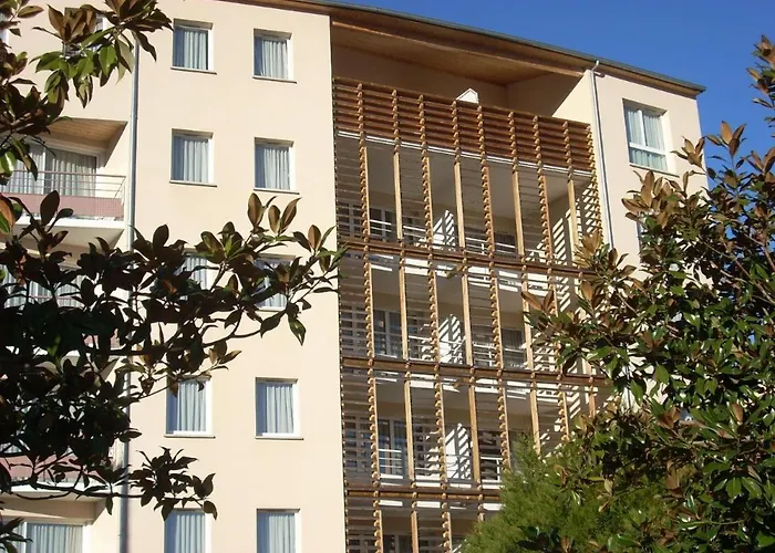 Appartement 100 M Gare - 4 Places Avec Balcon 10mn Sanctuaire Lourdes